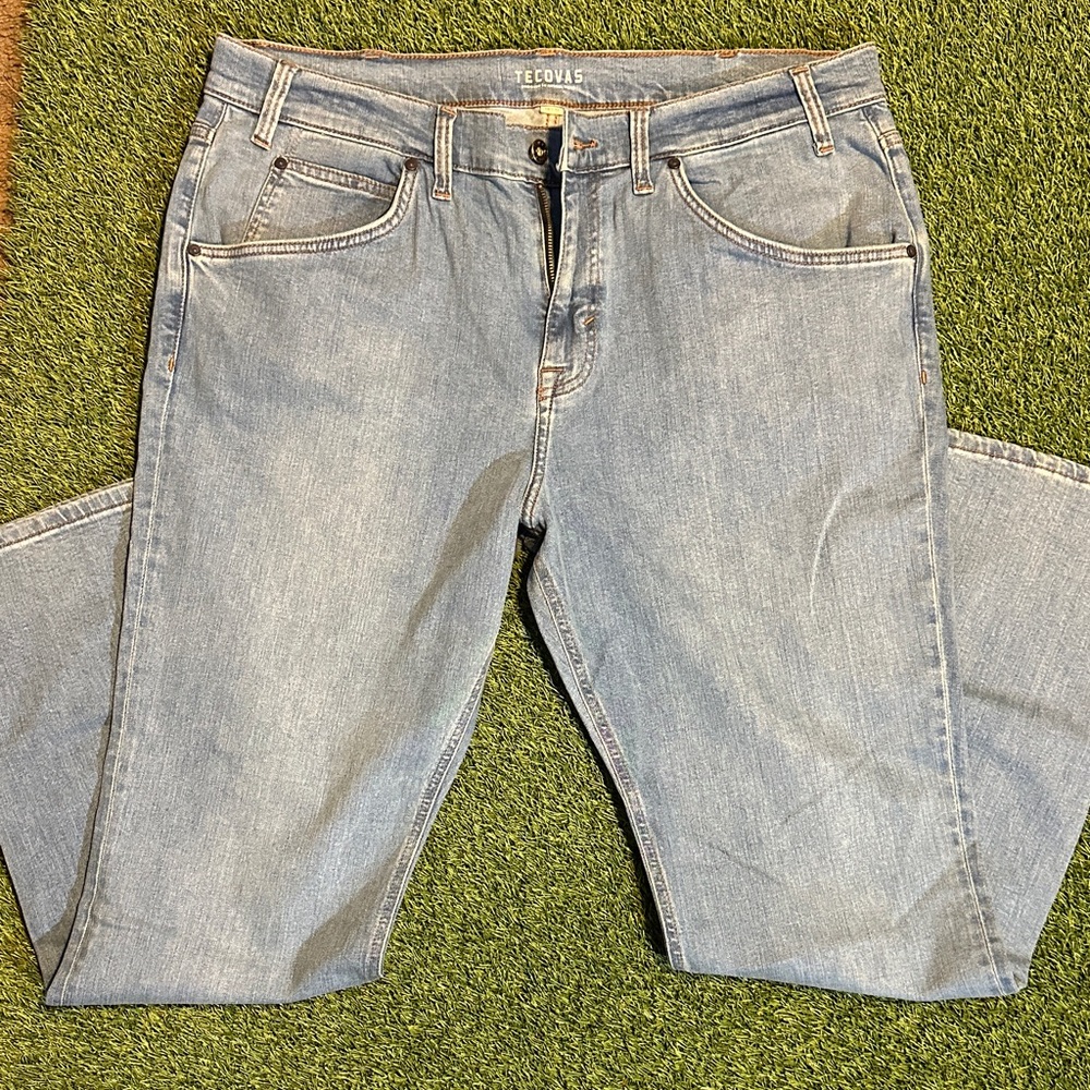 NWOT Tecovas Classic Light Blue Denim Jeans